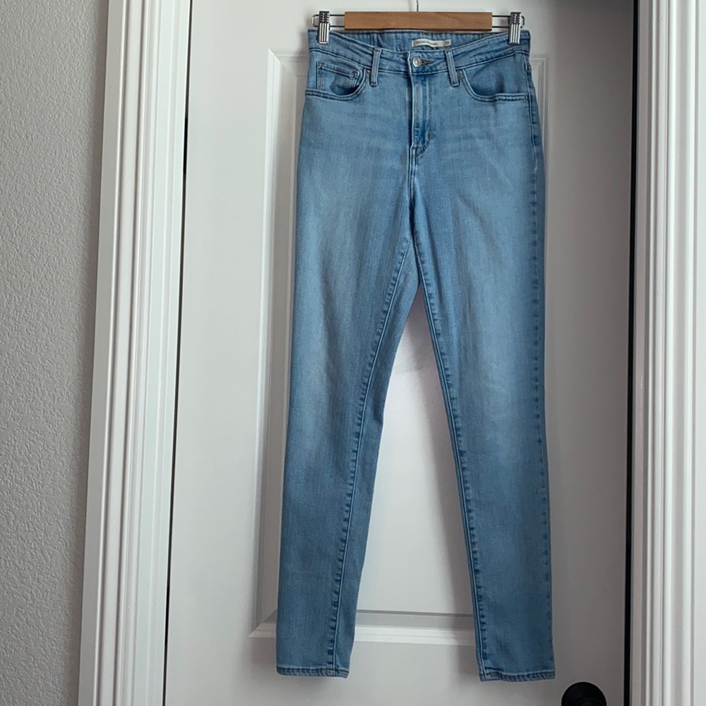 Levi’s 721 High Rise Skinny Jeans